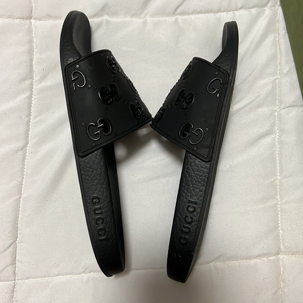 Gucci Slides - Picture 12 of 12